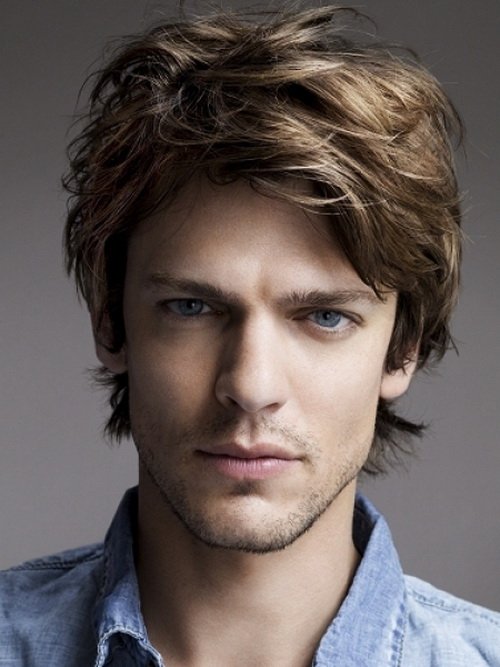 30 Cool Hairstyles For Men With Wavy Hair Mens Craze