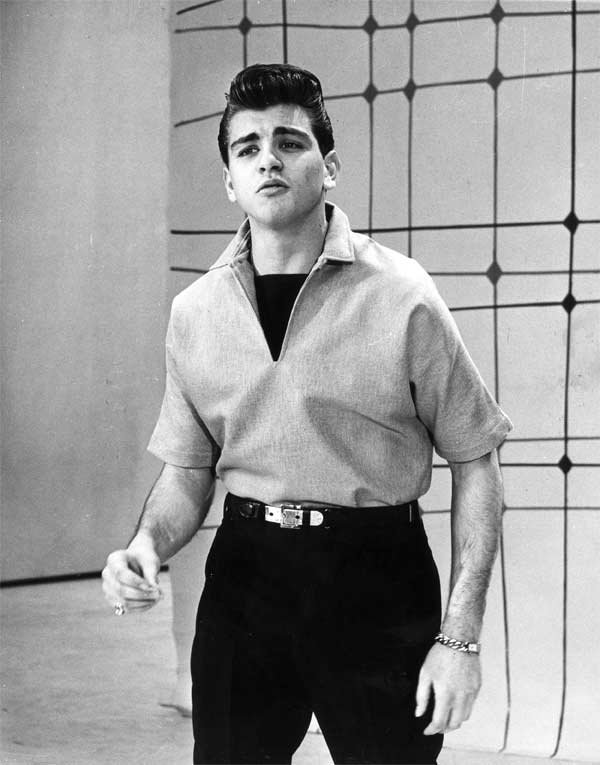 1950s men's attire
